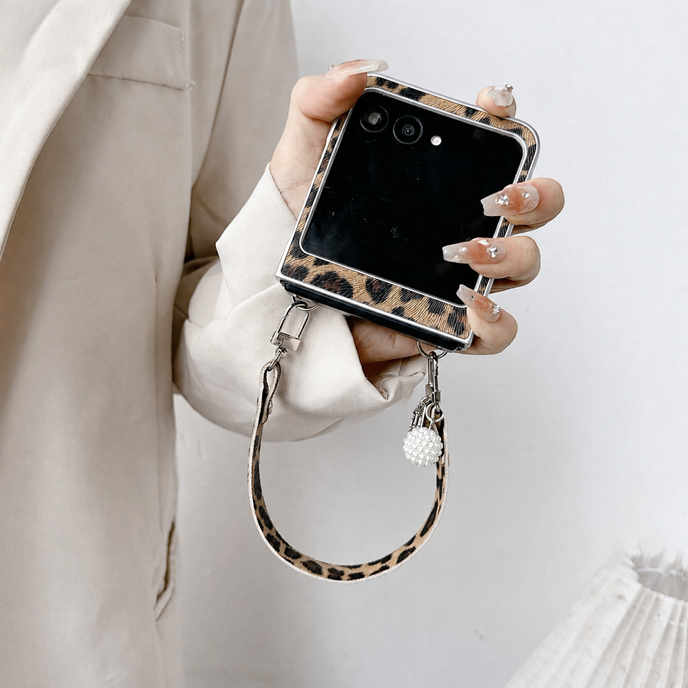 모토로라 레이저 60 50 울트라용 레오파드 프린트 접 - Phone Accessories And Cases 리뷰 및 가격